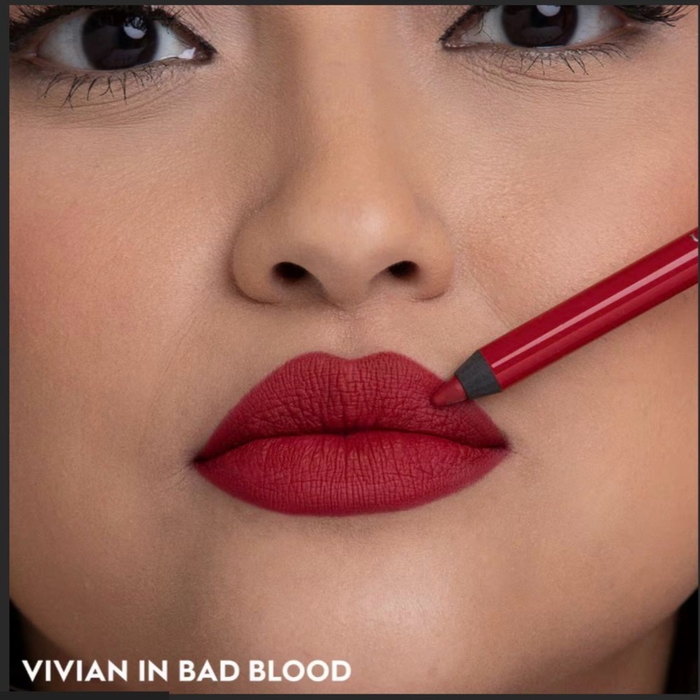 Urban Decay BAD BLOOD Red Lip Liner